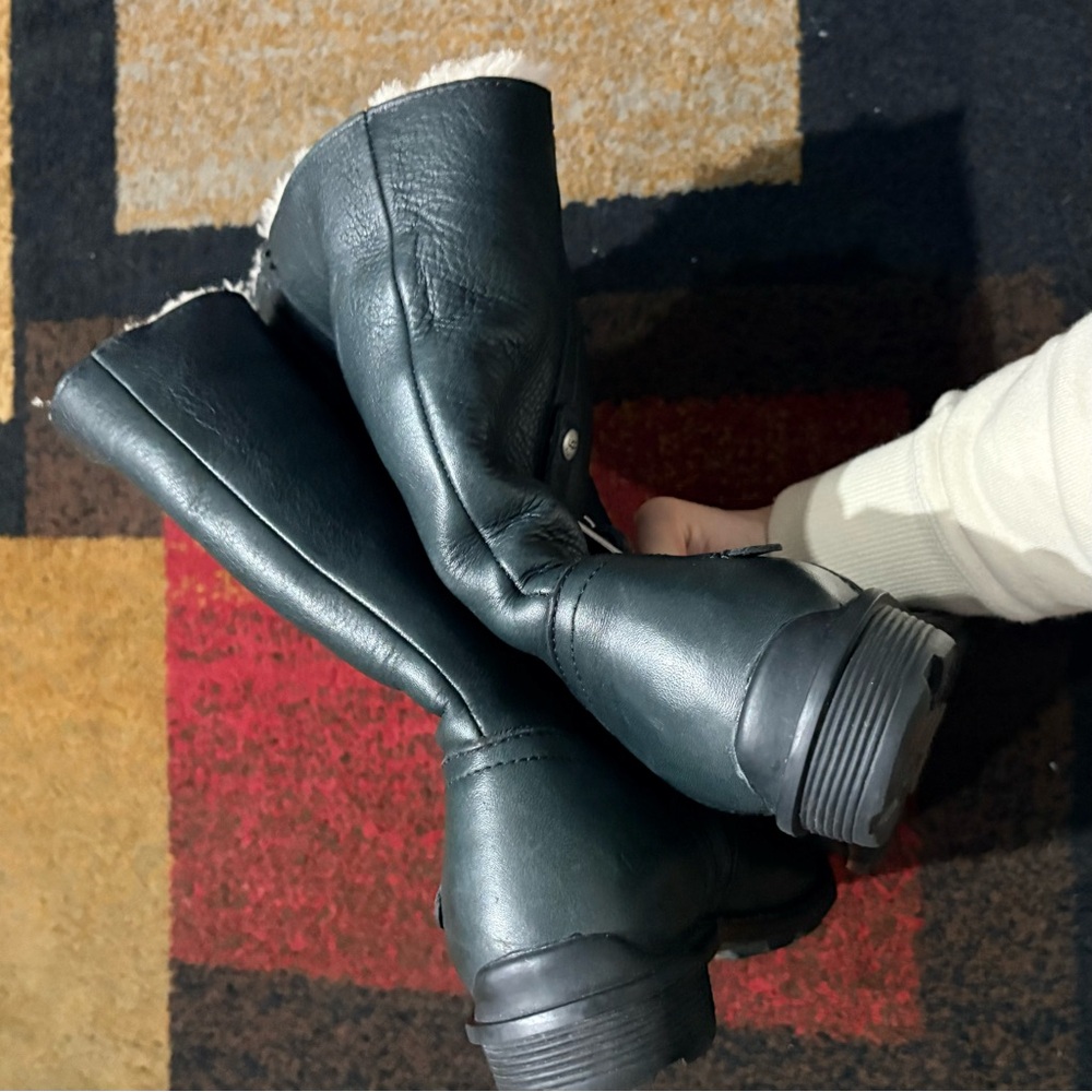 UGG Australia Bellevue Leather Boots — Black, Women’s Size 8.5 - Picture 5 of 8